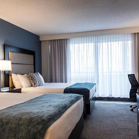 Ottawa Embassy Hotel & Suites Екстериор снимка