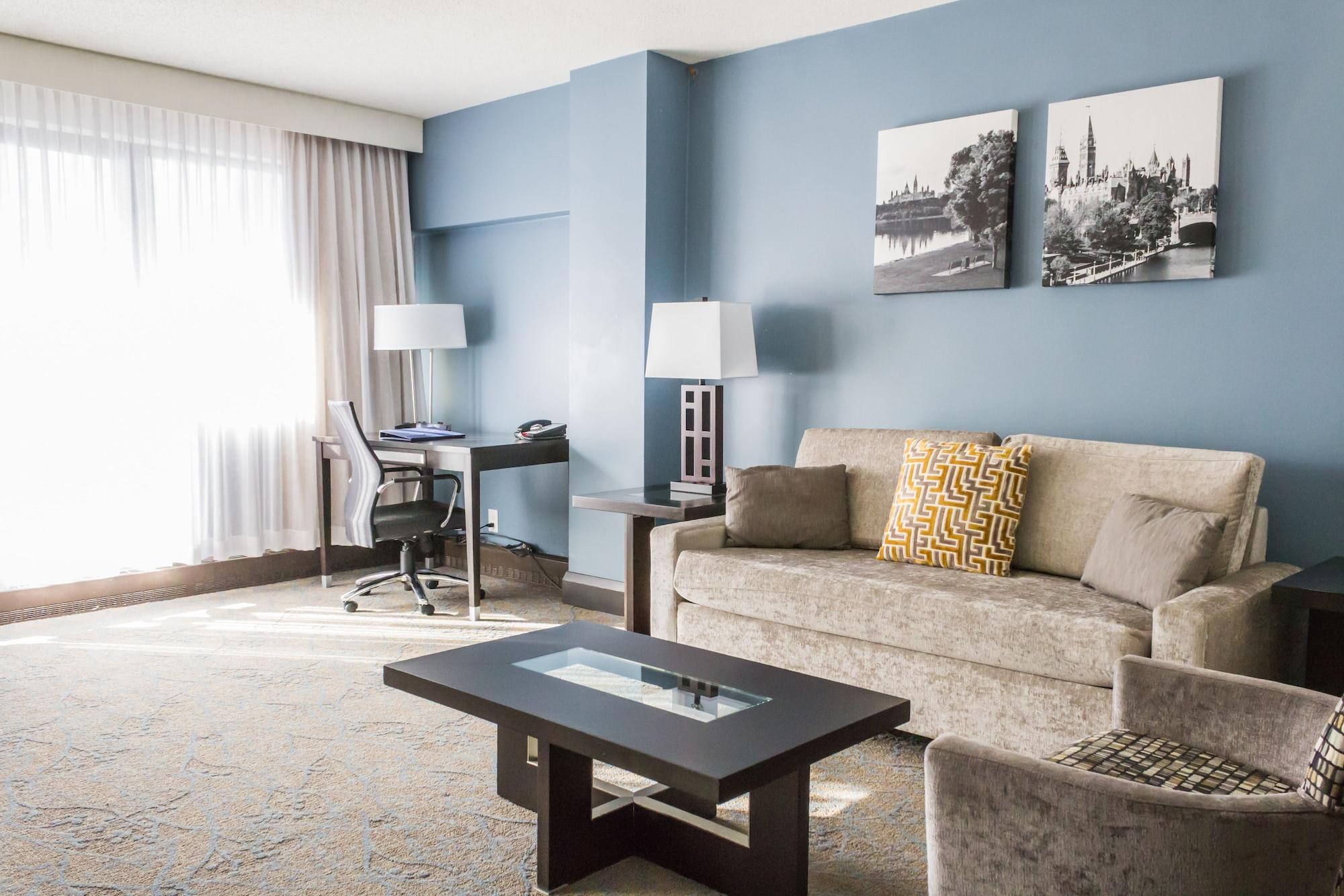 Ottawa Embassy Hotel & Suites Екстериор снимка