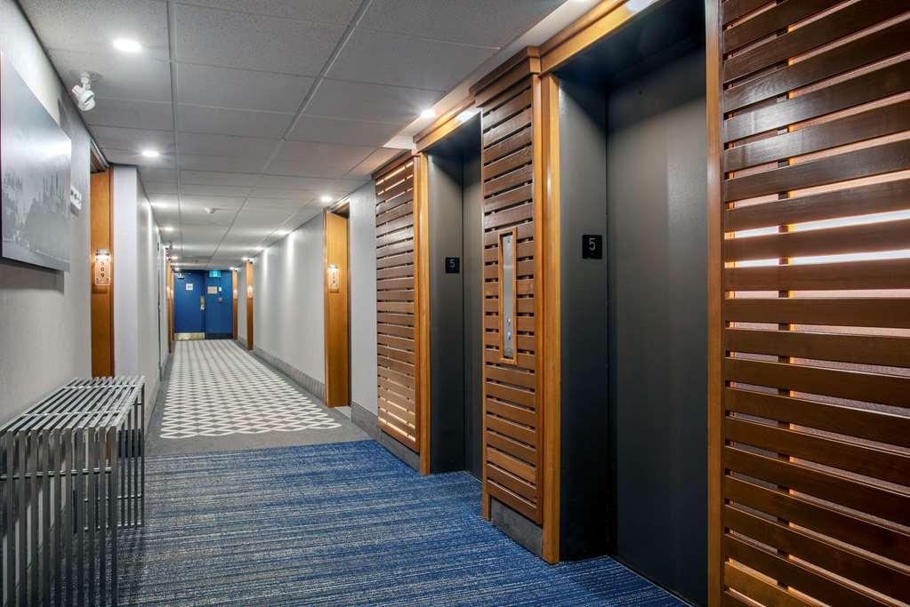 Ottawa Embassy Hotel & Suites Съоръжения снимка